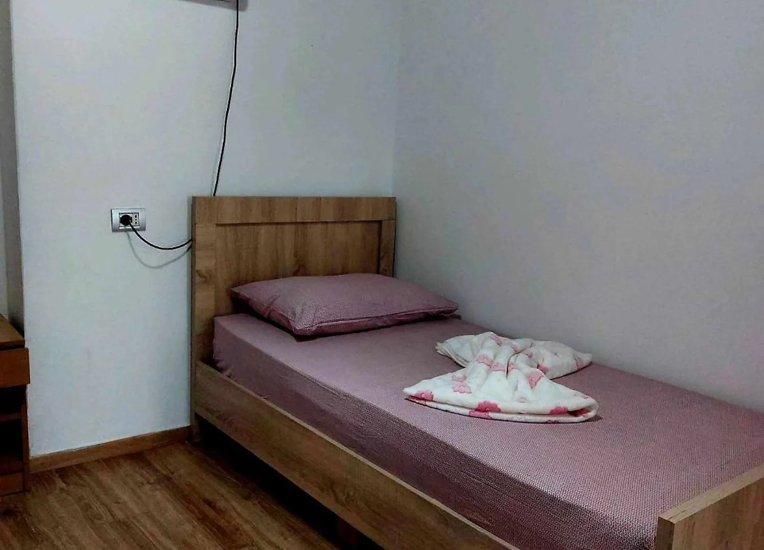 Guest House Flowers Berat 0*,