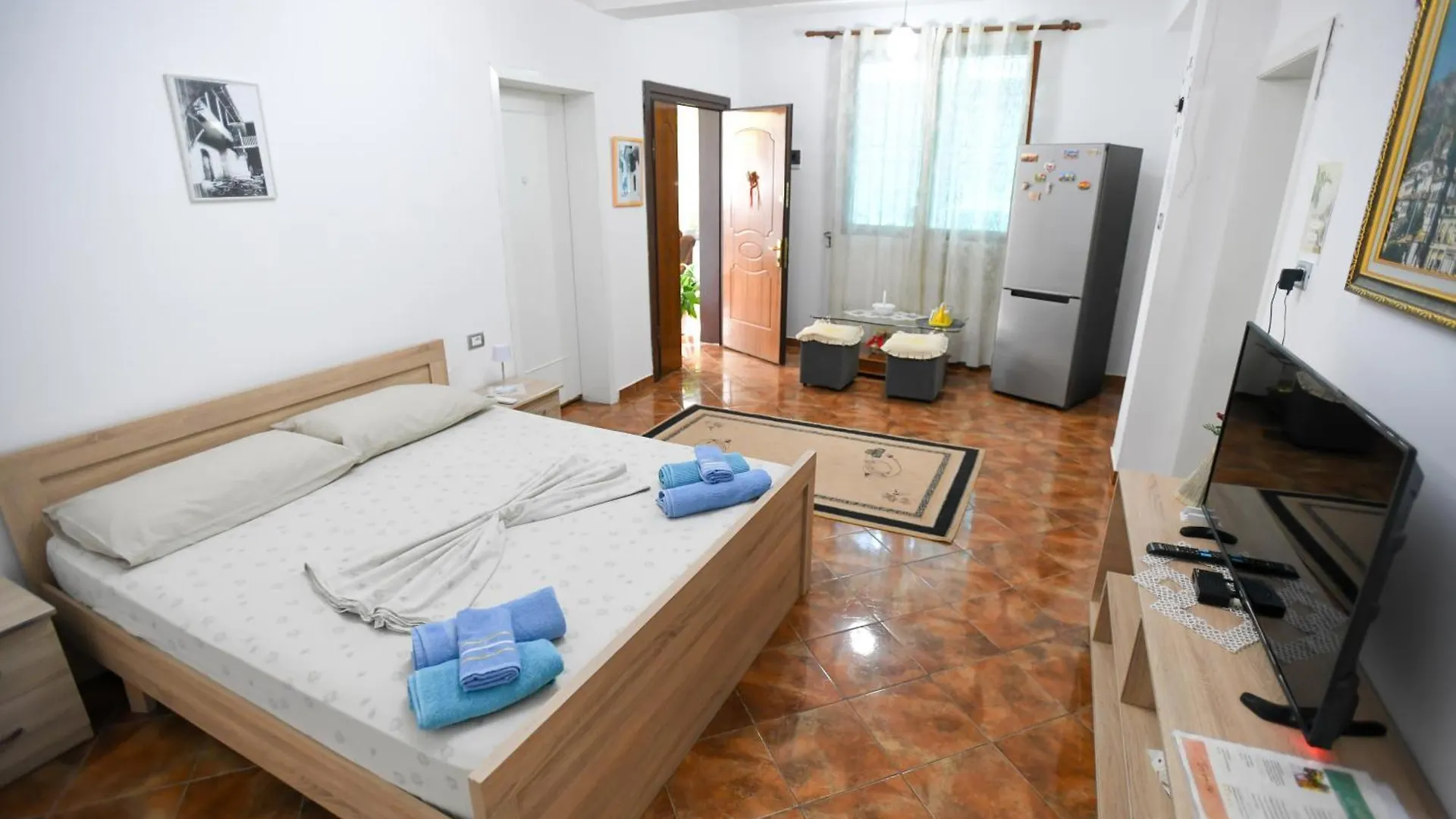 Guest House Flowers Berat 0*,  Albanien
