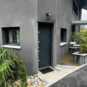 superbe-appartement-entre-lac-et-montagne-veyrier-du-lac.hotels-rhonealpes.com/